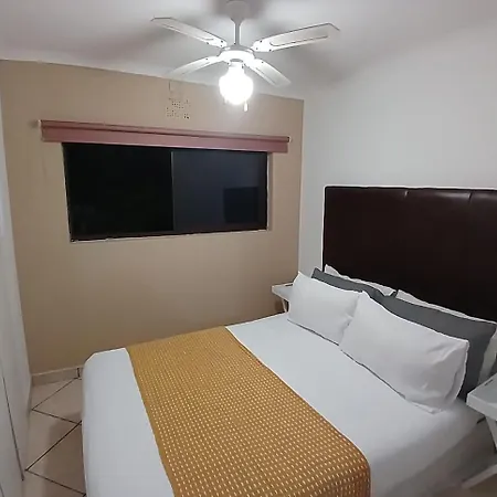 Madida Private Holiday Home Margate Buitenkant foto
